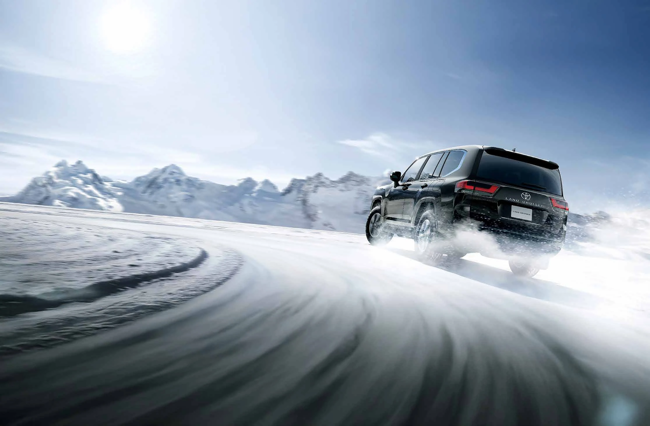 Rear Three-Quarter (Snow Drive)